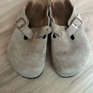Birkenstock Suede Clog in Brown
